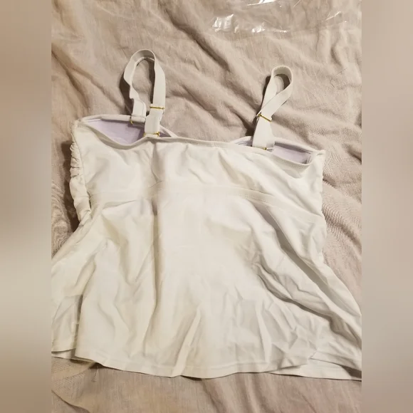 Catalina swim top 1x. can be worn as camisole - Picture 4 of 7